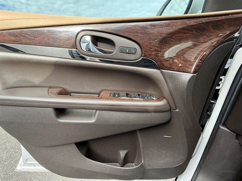 Used 2016 Buick Enclave Premium w/ Experience Buick Package image 33