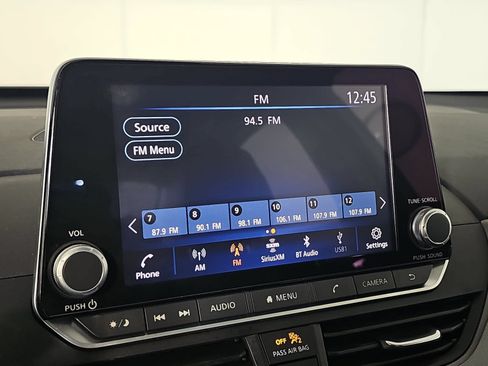 Certified 2023 Nissan Altima 2.5 SR FWD image 19