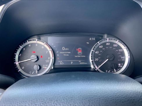 Used 2023 Toyota Highlander XLE FWD image 26