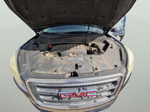 Used 2014 GMC Acadia SLE FWD image 35