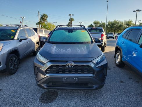 Used 2021 Toyota RAV4 LE image 30