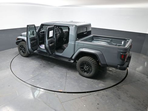 Used 2025 Jeep Gladiator High Tide image 59