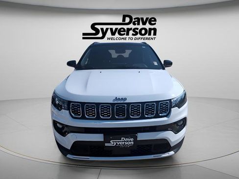 Certified 2024 Jeep Compass Limited image 6