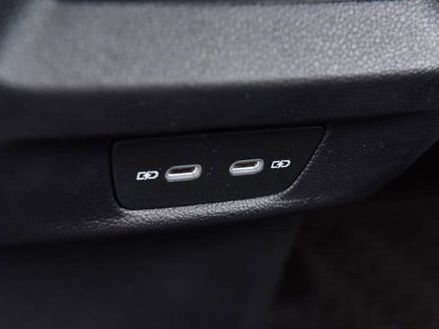 New 2026 Volkswagen Tiguan SE R-Line image 24