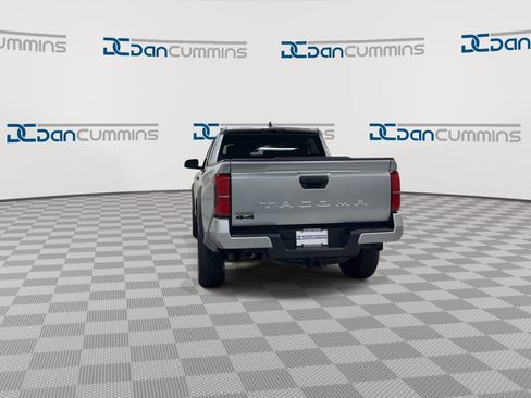 Used 2024 Toyota Tacoma TRD Off-Road AWD/4WD image 7