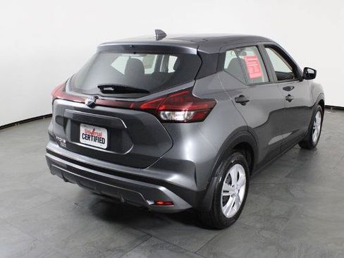 Certified 2025 Nissan Kicks Play S FWD image 4