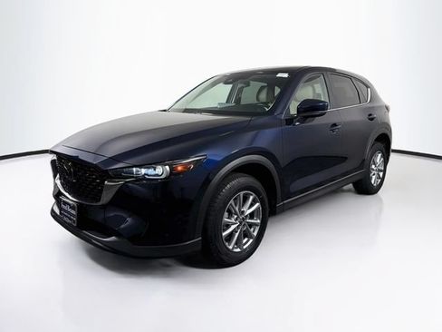 Used 2023 MAZDA CX-5 AWD 2.5 S w/ Select Package image 3