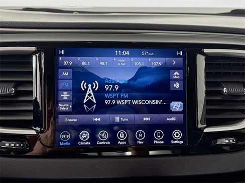 Used 2020 Chrysler Pacifica Touring-L Plus image 7