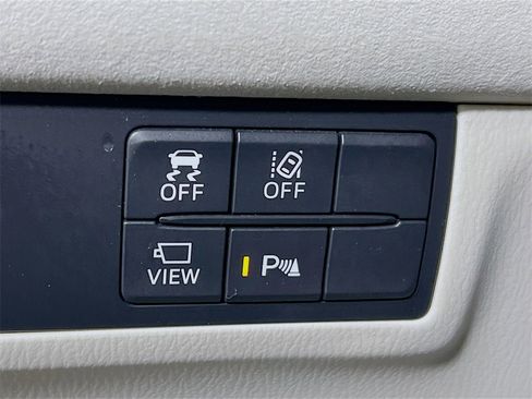 Used 2018 MAZDA MAZDA6 Signature image 10