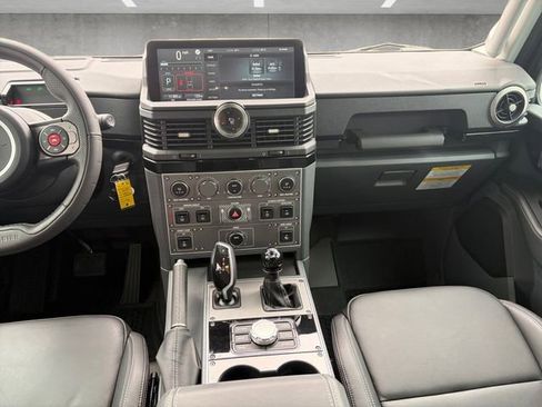 Used 2024 INEOS Grenadier Fieldmaster Edition image 3