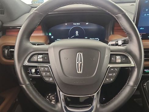 Used 2023 Lincoln Nautilus Reserve w/ Equipment Group 202A AWD/4WD image 12