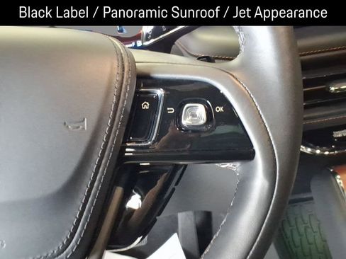 Certified 2025 Lincoln Aviator Black Label w/ Jet Appearance Package image 24