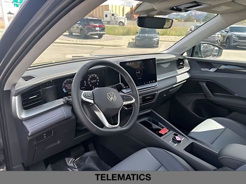 New 2026 Volkswagen Tiguan SE AWD/4WD image 19