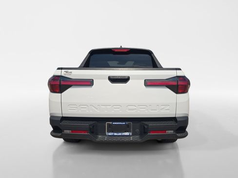 Certified 2024 Hyundai Santa Cruz SE FWD image 4