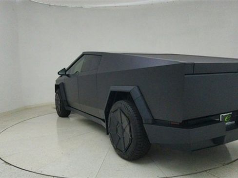 Used 2024 Tesla Cybertruck Cyberbeast image 64