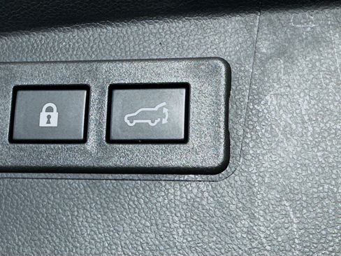 Used 2025 Subaru Outback Onyx Edition image 28