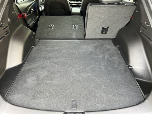 Used 2026 Chevrolet Equinox EV LT AWD/4WD image 19
