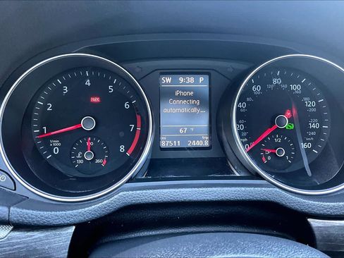 Used 2018 Volkswagen Passat 2.0T SE image 26