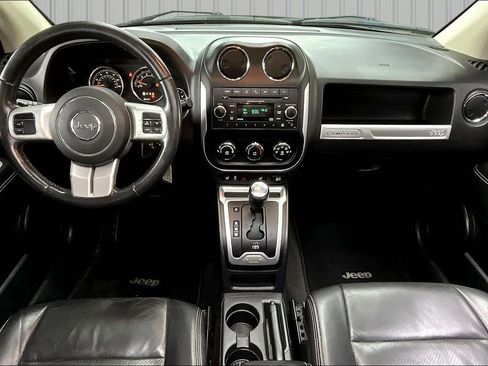 Used 2015 Jeep Compass High Altitude FWD image 7
