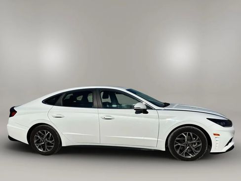 Used 2023 Hyundai Sonata SEL w/ Cargo Package image 2