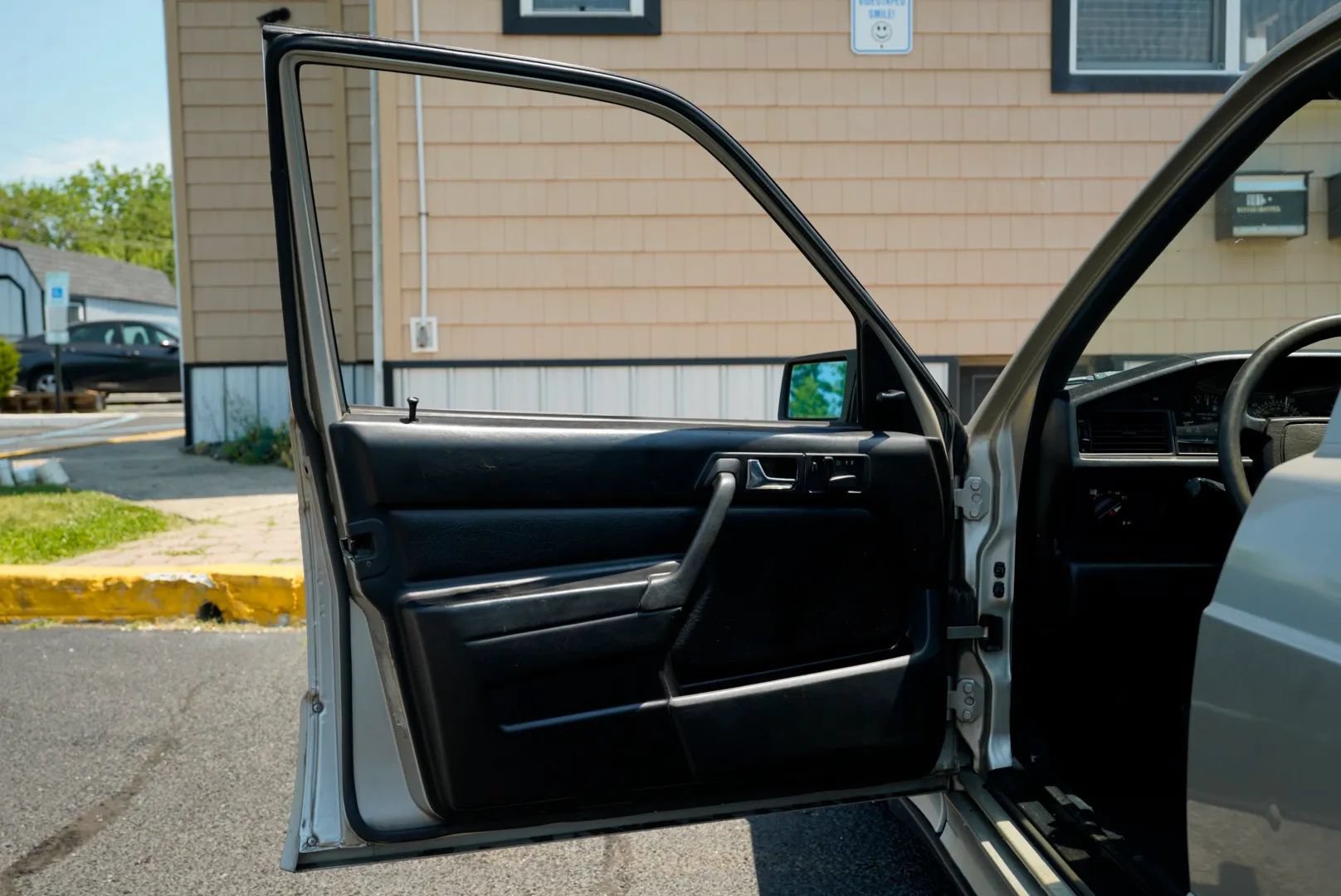 Used 1987 Mercedes-Benz 190 E 2.3-16 image 18