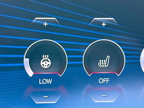 Certified 2023 BMW X7 xDrive40i w/ M Sport Package image 21