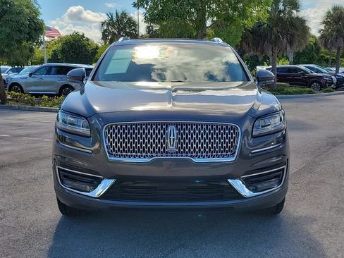 Used 2019 Lincoln Nautilus Reserve image 2