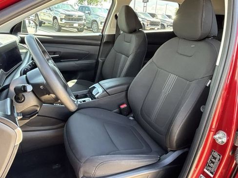 Used 2025 Hyundai Tucson SEL FWD image 24