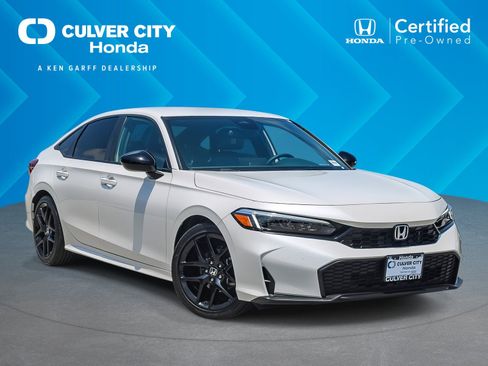 Used 2025 Honda Civic Sport image 1