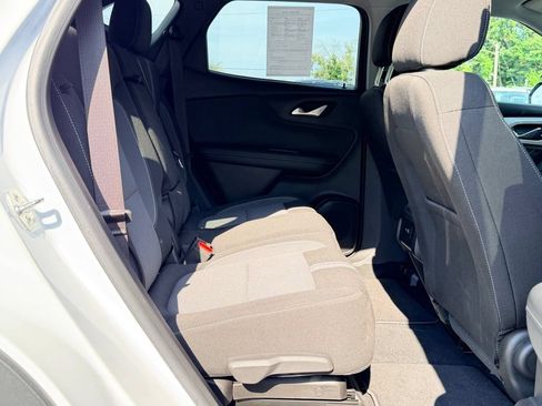 Used 2024 Chevrolet Blazer LT w/ Convenience Package FWD image 18