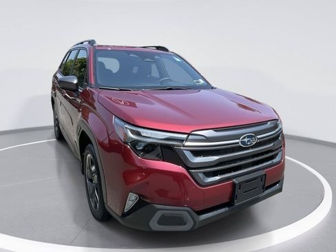 Used 2025 Subaru Forester Limited AWD/4WD image 1