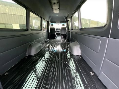New 2025 Mercedes-Benz Sprinter 3500 image 9