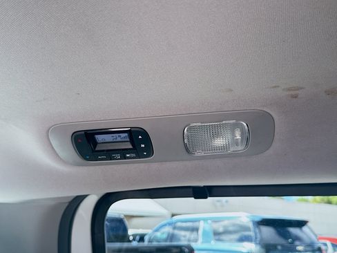 Used 2023 Honda Odyssey EX-L image 22