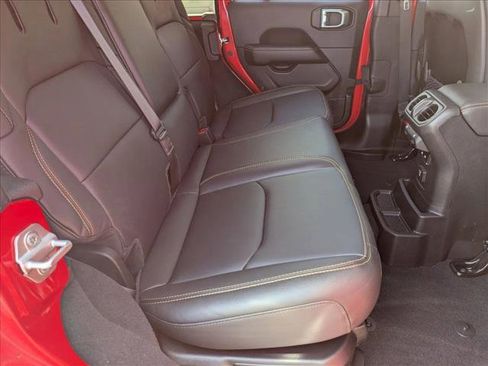 Used 2024 Jeep Wrangler Unlimited Sahara w/ Safety Group AWD/4WD image 18
