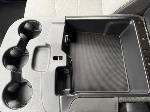 Used 2024 RAM 2500 Big Horn image 29