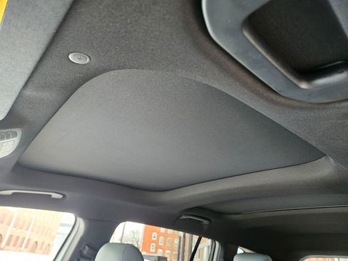 New 2026 Mercedes-Benz GLB 250 4MATIC image 21