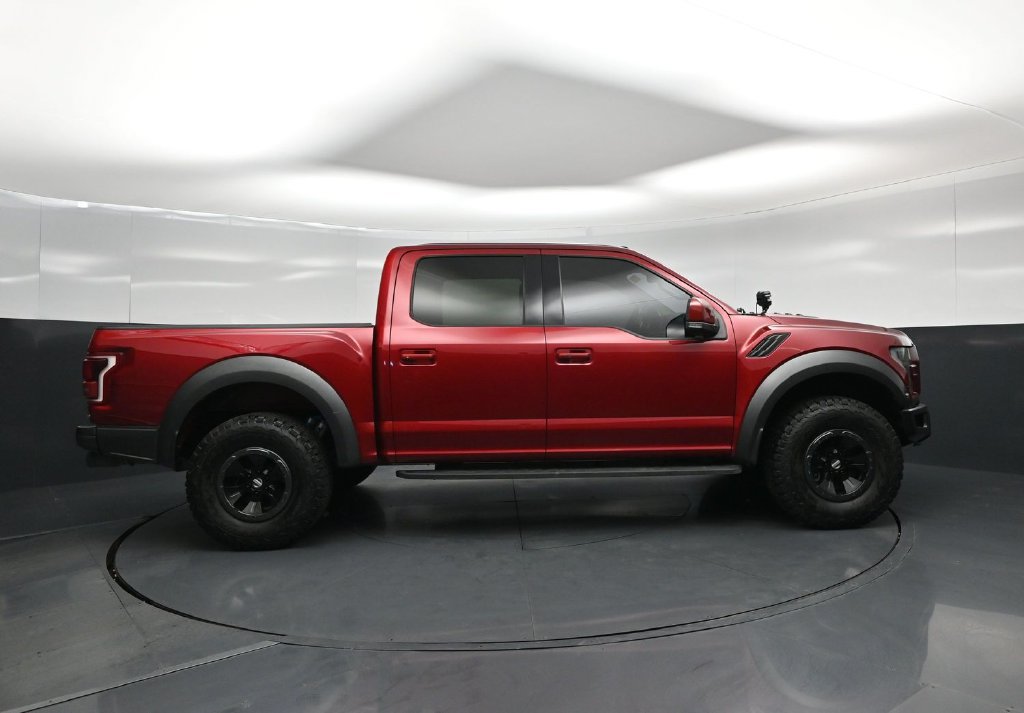 Used 2017 Ford F150 Raptor w/ Equipment Group 802A Luxury AWD/4WD image 23
