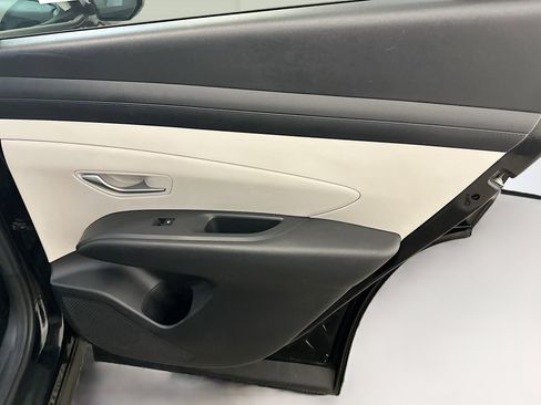 Used 2025 Hyundai Tucson SEL AWD/4WD image 32