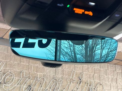 Used 2021 Porsche Taycan Turbo image 47