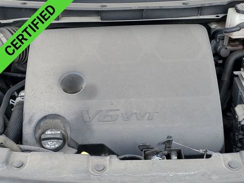 Used 2022 Chevrolet Traverse Premier w/ Redline Edition image 32