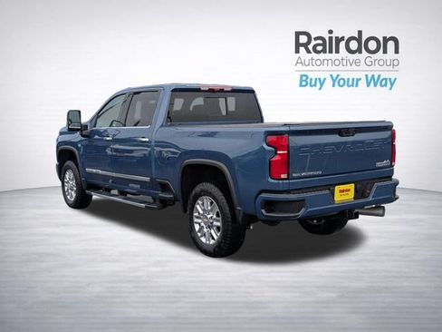 Used 2024 Chevrolet Silverado 3500 High Country w/ High Country Premium Package AWD/4WD image 5