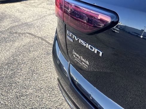 Certified 2025 Buick Envision Sport Touring image 39