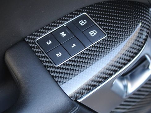 Used 2022 Land Rover Range Rover Sport SVR image 17