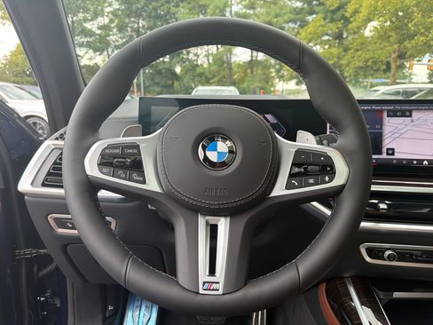New 2027 BMW X7 M60i AWD/4WD image 11