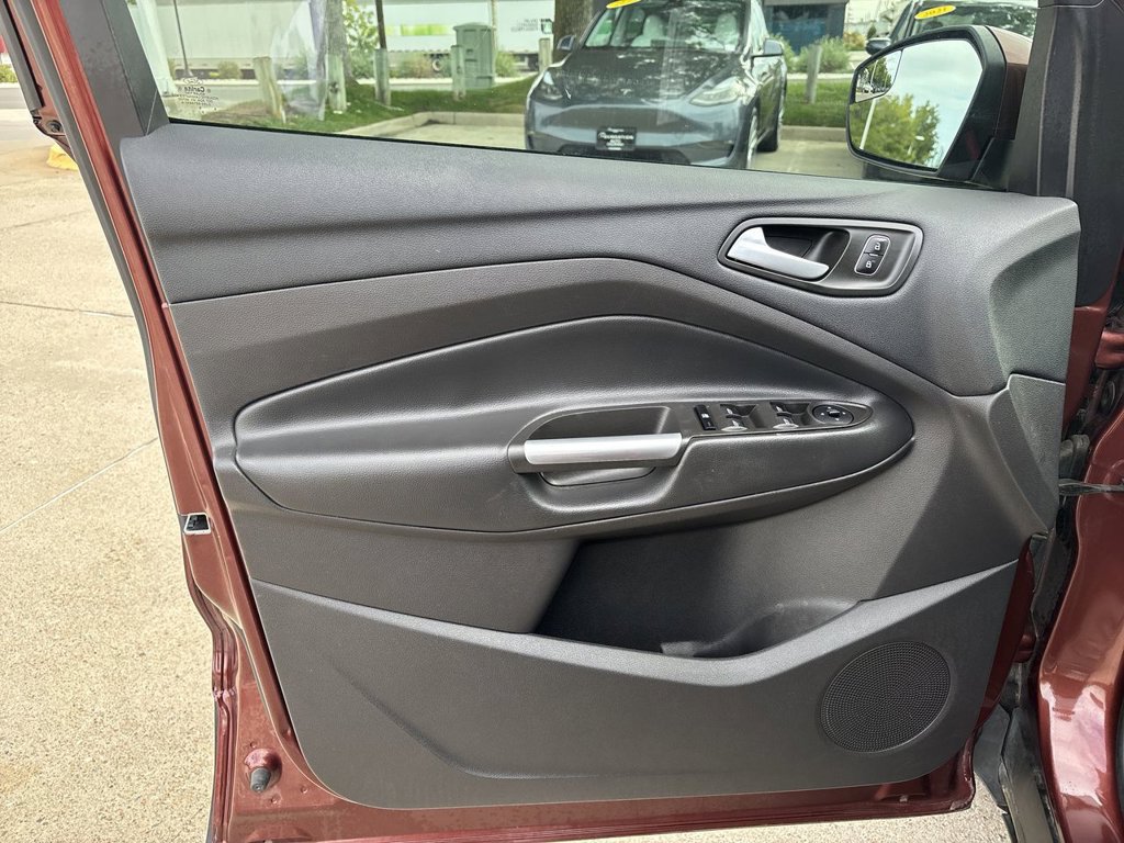 Used 2018 Ford Escape SEL AWD/4WD image 24