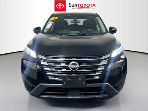 Used 2024 Nissan Rogue SV FWD image 10