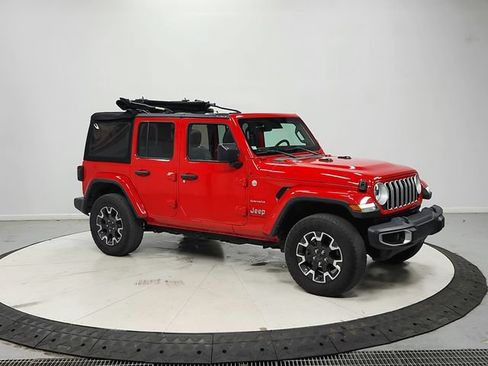 Used 2024 Jeep Wrangler Unlimited Sahara w/ Technology Group AWD/4WD image 10