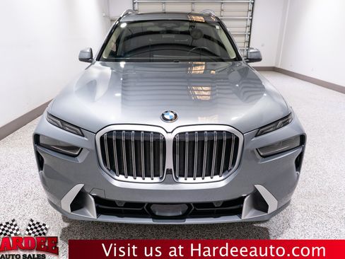 Used 2023 BMW X7 xDrive40i w/ Premium Package AWD/4WD image 7