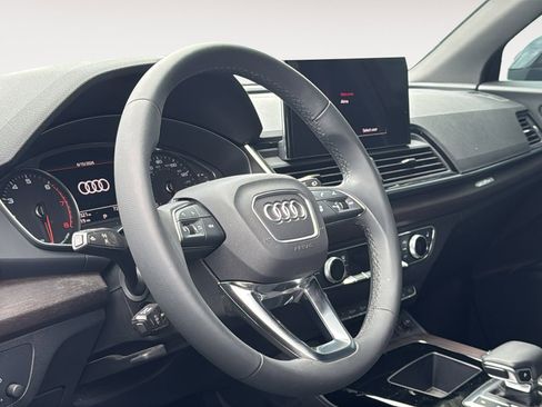 Used 2024 Audi Q5 2.0T Premium w/ Convenience Package AWD/4WD image 15