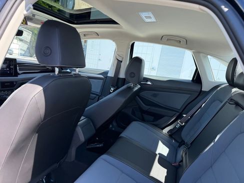 New 2026 Volkswagen Jetta SE FWD image 16